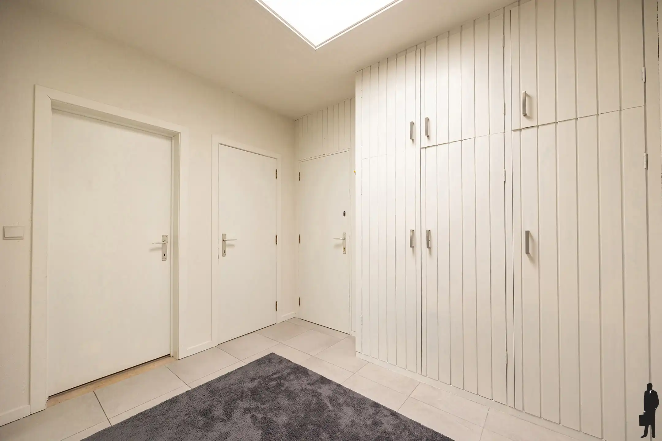 Instapklaar hoekappartement met terras & garage foto 5