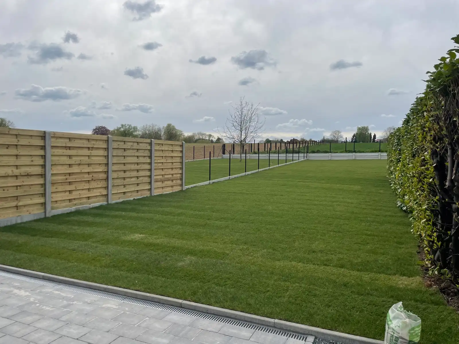 Leemans Immobiliën stelt u deze volledig gerenoveerde woning voor, gelegen op een gegeerde en centrale locatie in Asse. foto 15