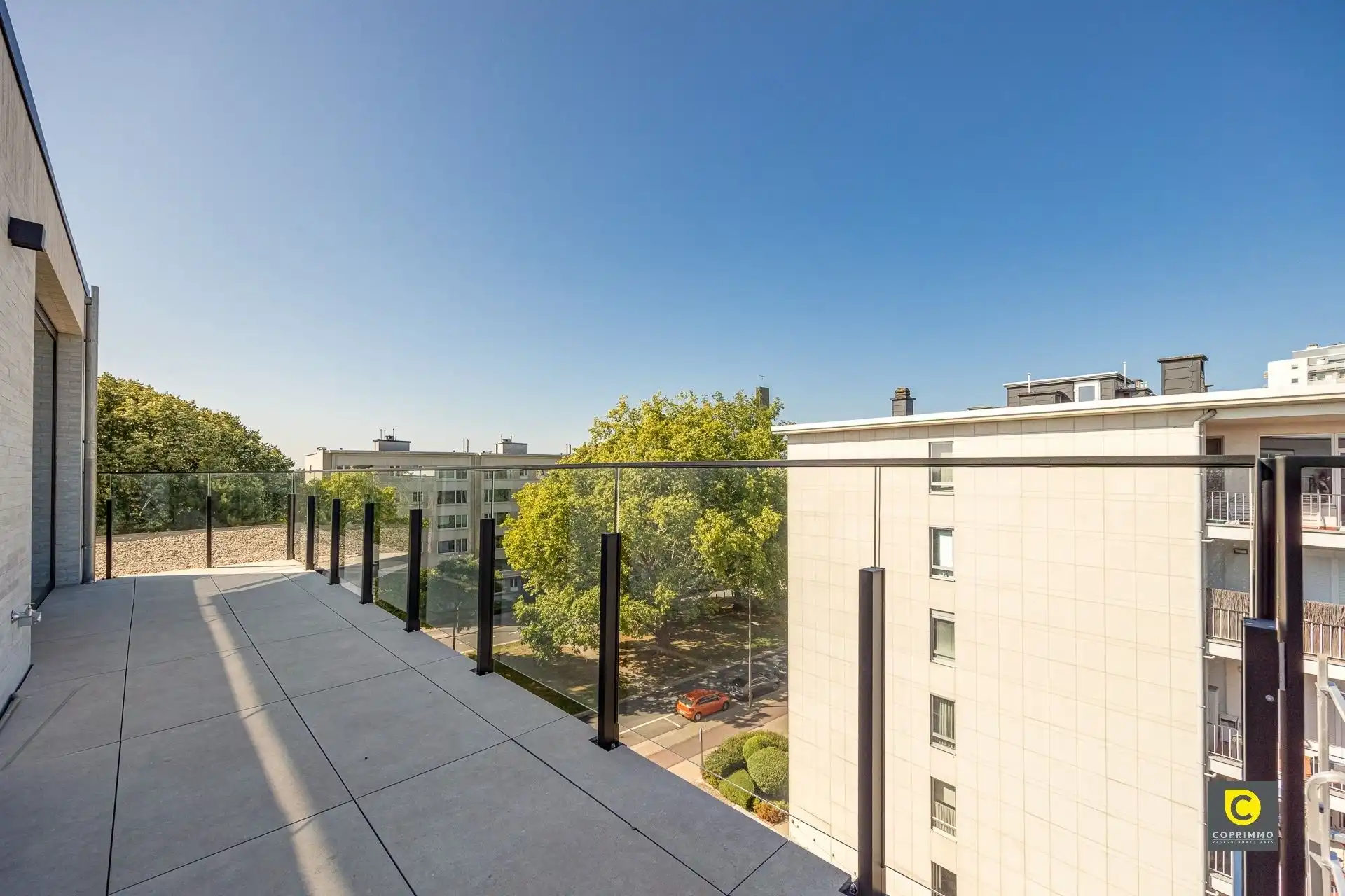 Luxueus nieuwbouw penthouse met giga terras foto 13