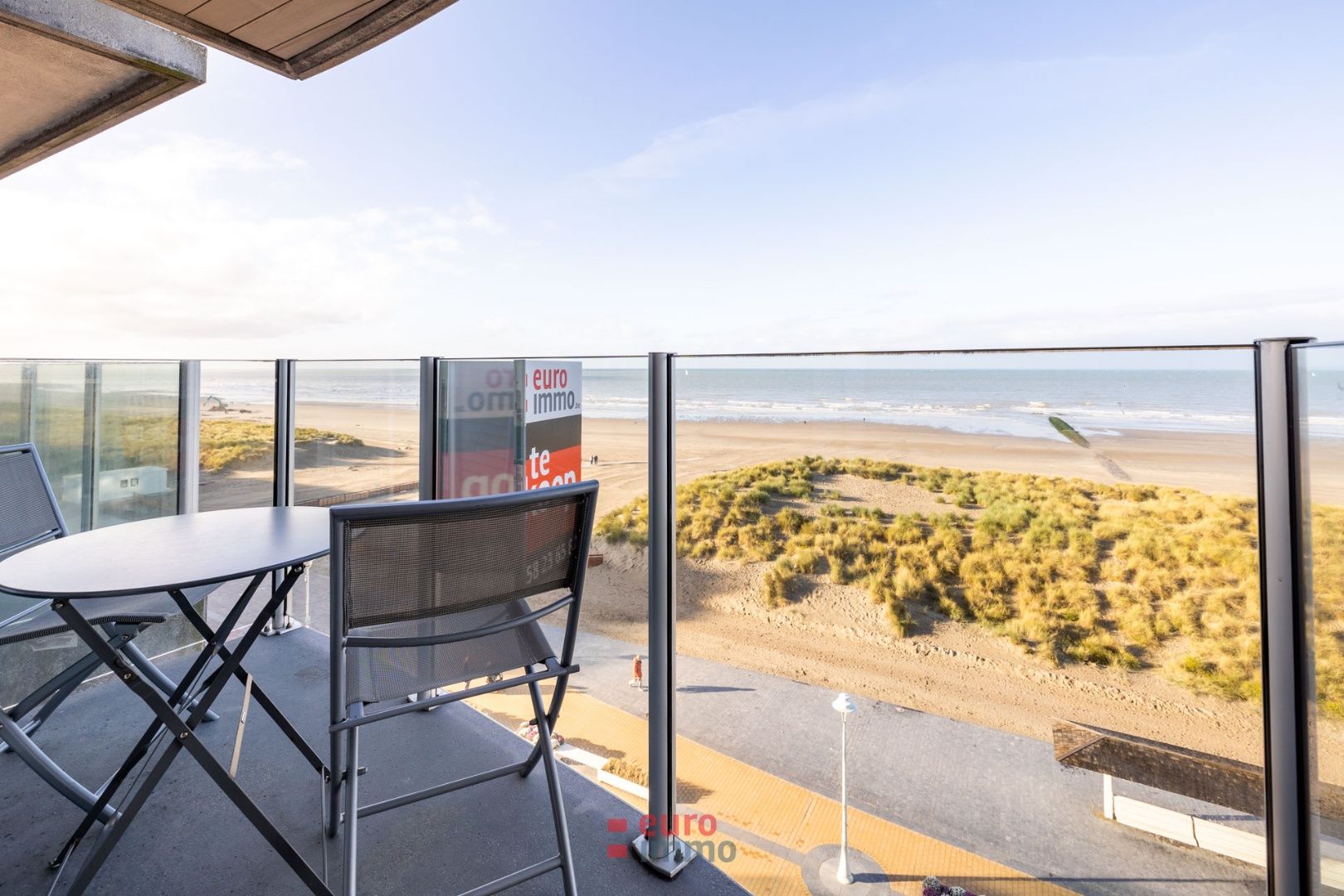 Luxe appartement aan de Zeedijk van onze trotse badstad! foto {{pictureIndex}}