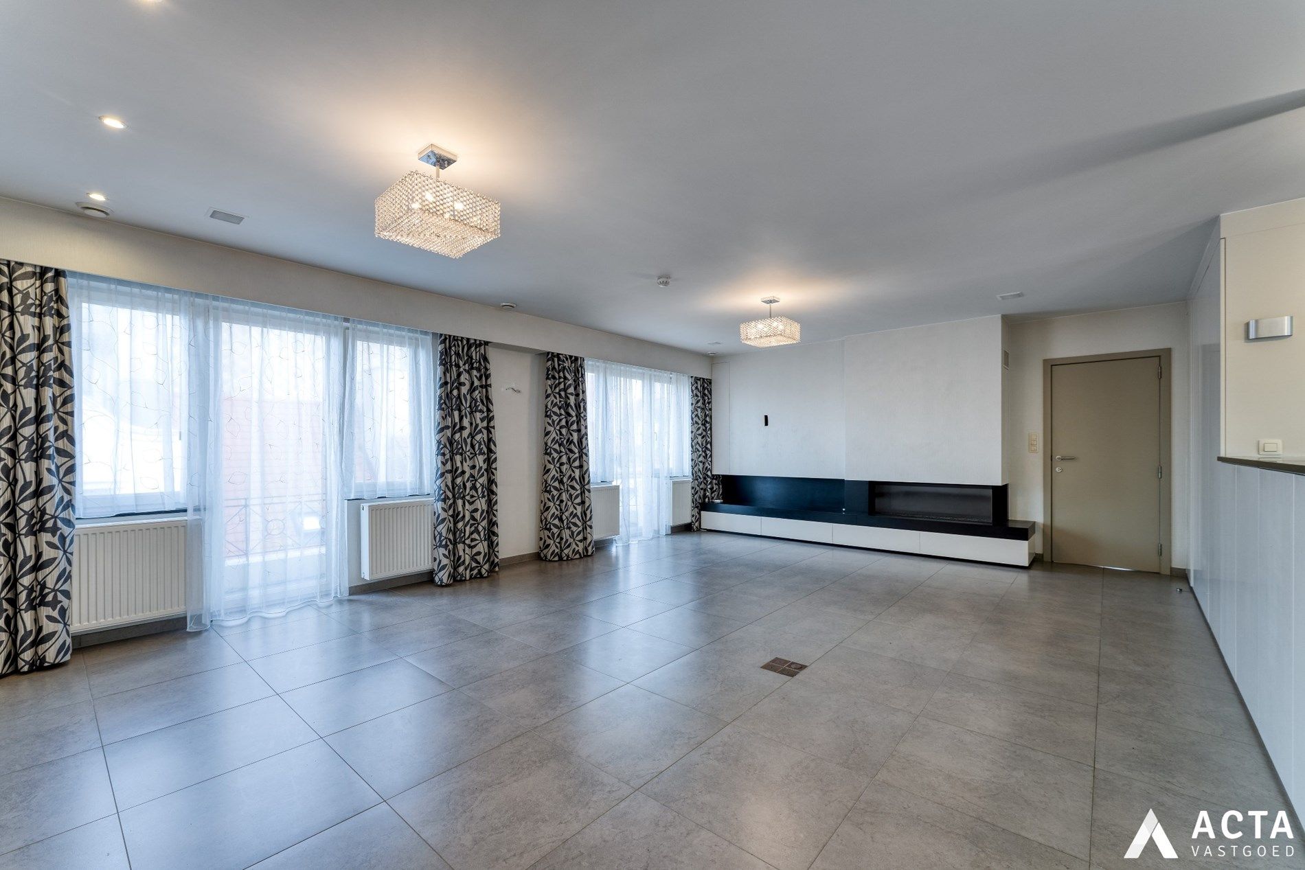 Exclusief ruim duplex appartement in hartje Oostende! foto 3