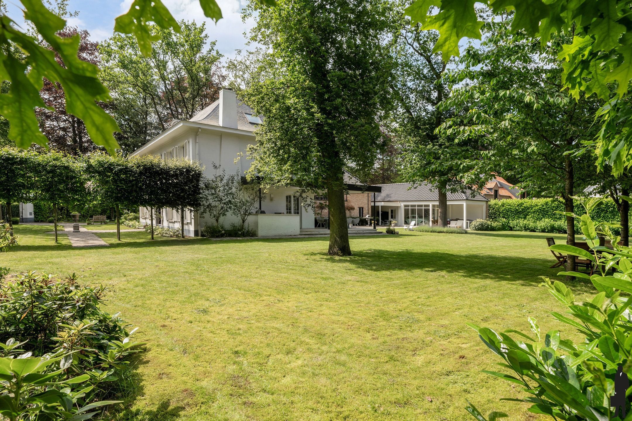 Gerenoveerde manoir villa op ca. 2.484 m², middenin villawijk, t' Vriesdonk! foto 22