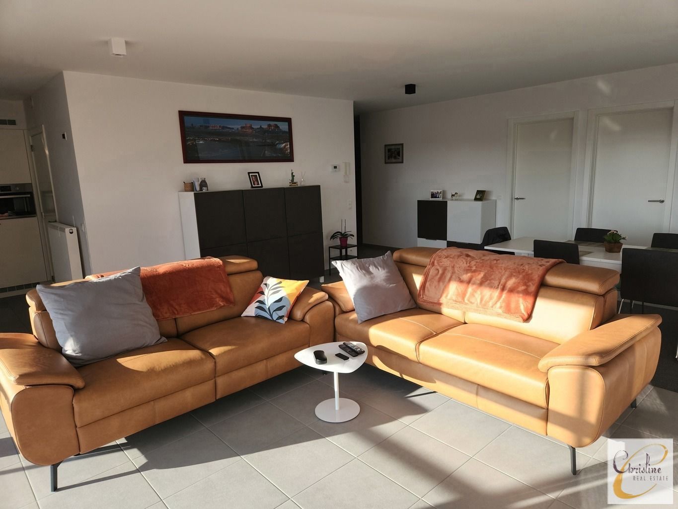 Instapklaar appartement met 3 slaapkamers foto 3