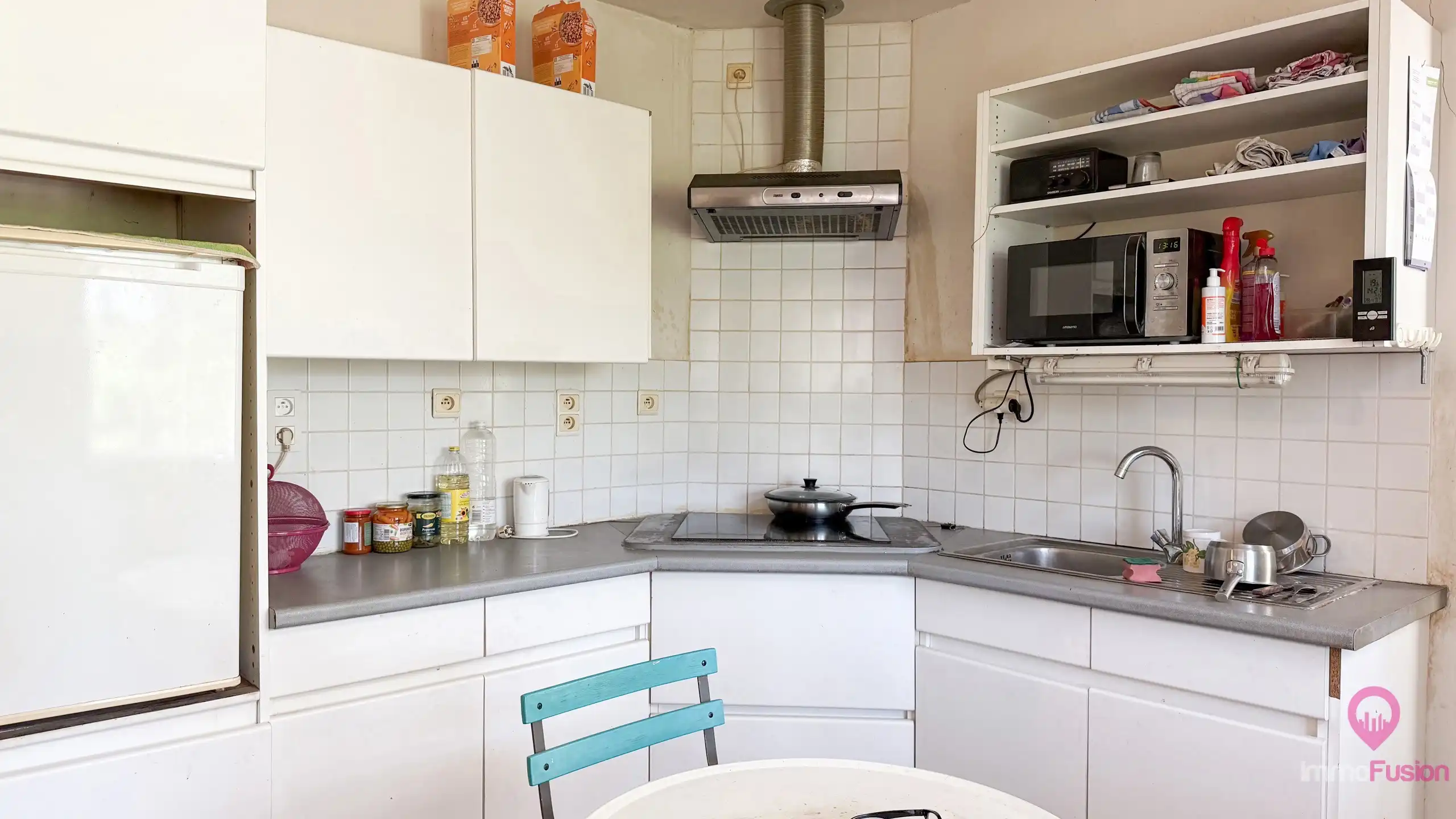 Te renoveren woning met 3 slpkms op ruim perceel van 8a58ca! foto 12