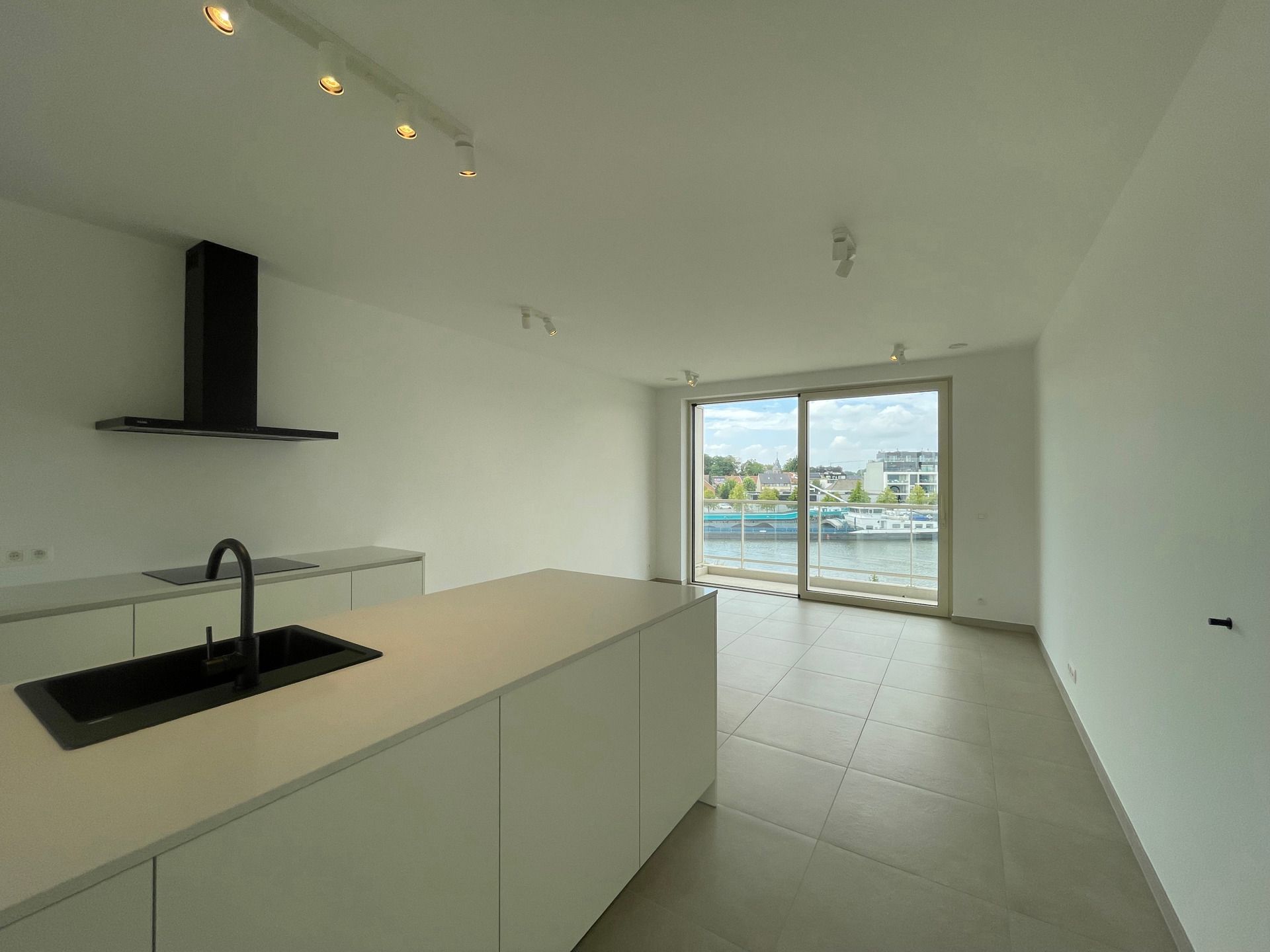 Nieuwbouwappartement met Scheldezicht en zonneterras foto 3