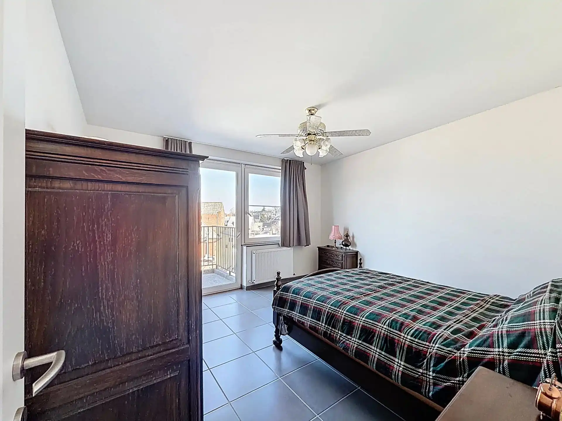 Ruim energiezuinig en verzorgd appartement met 2 slaapkamers en terras. foto 16