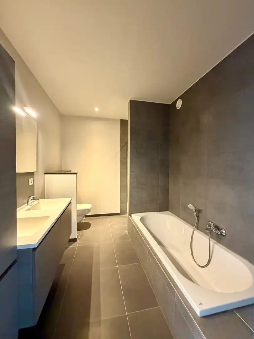 Luxueus appartement in villa residentie! foto 16