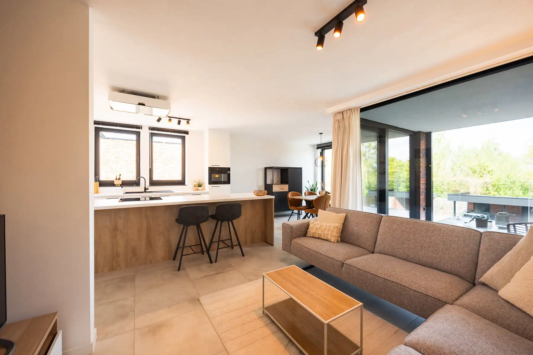 Lichtrijk en energiezuinig appartement op een rustige toplocatie foto 4