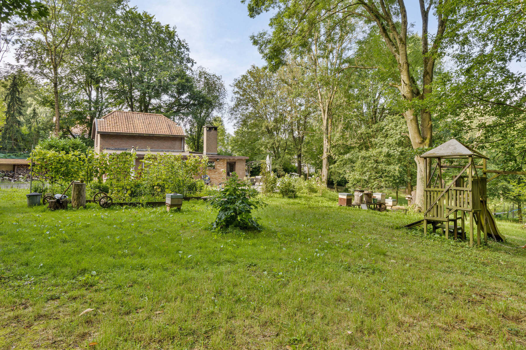 Unieke woning te midden van het prachtige Kamerijkbos foto 4