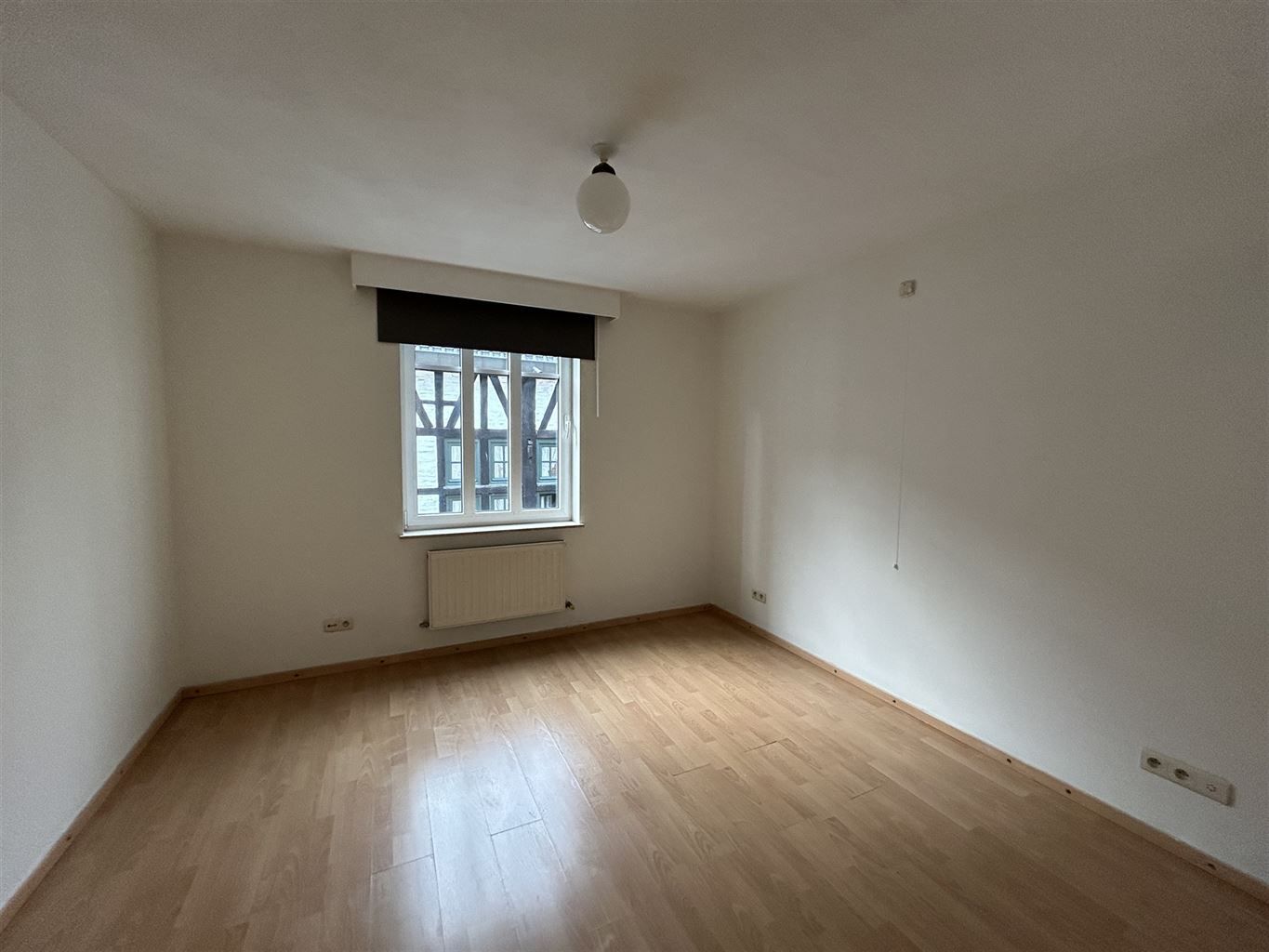 Gezellig dakappartement met 1 slaapkamer vlakbij de Markt. foto 6