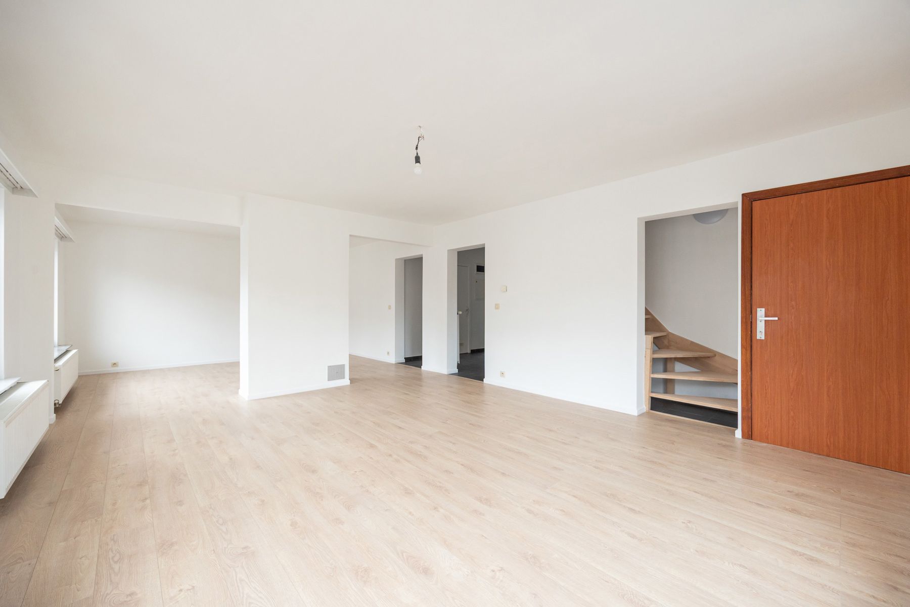 Prachtig duplexappartement met 4 slaapkamers en 2 badkamers! foto 6