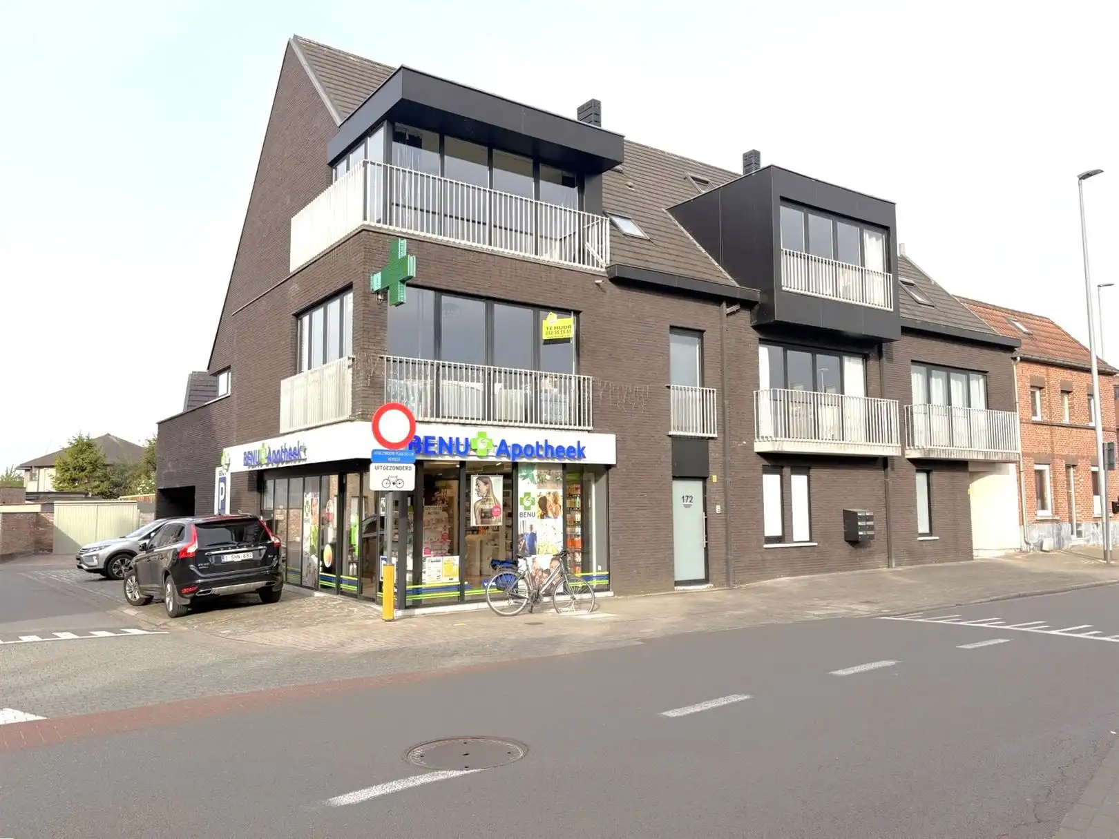 Appartement foto {{pictureIndex}}