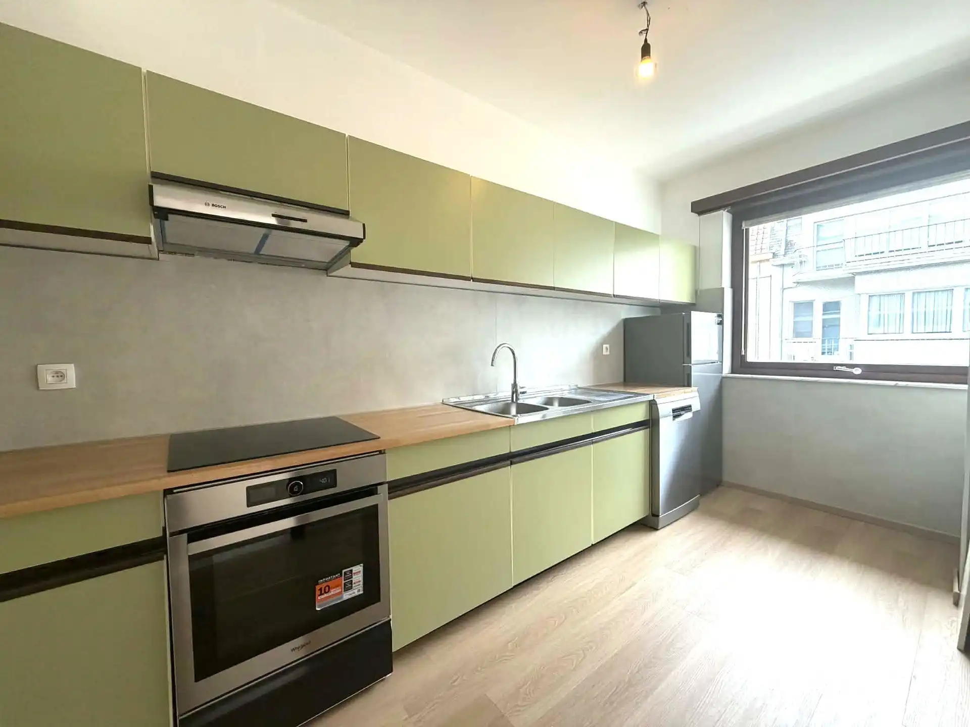 Charmant 2-kamerappartement te huur te Jette.     foto 2