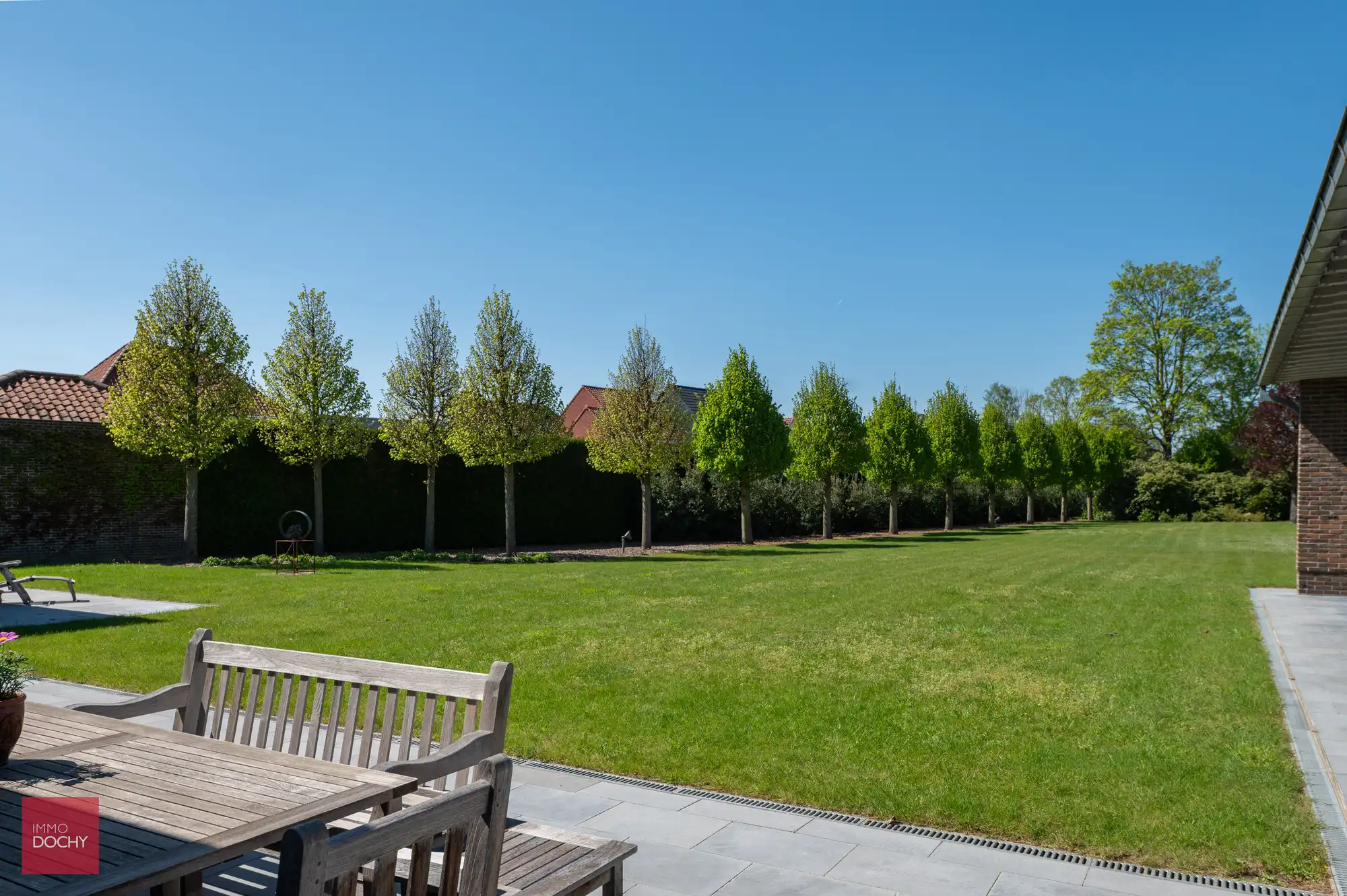 Zeer goed onderhouden ruime villa op 5.328m² foto 9