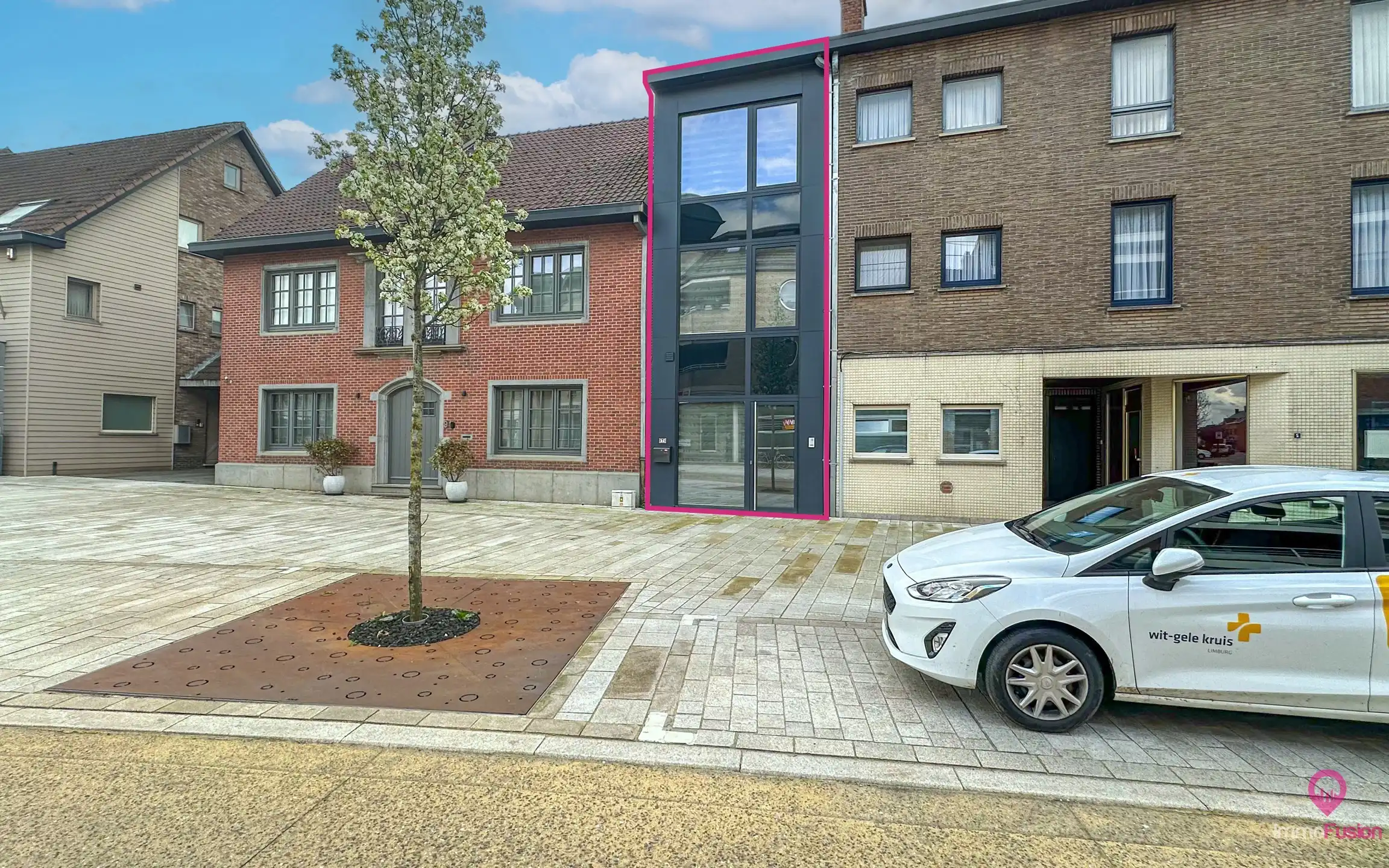 Handelshuis (winkel + app) in Beringen-Centrum! foto 2