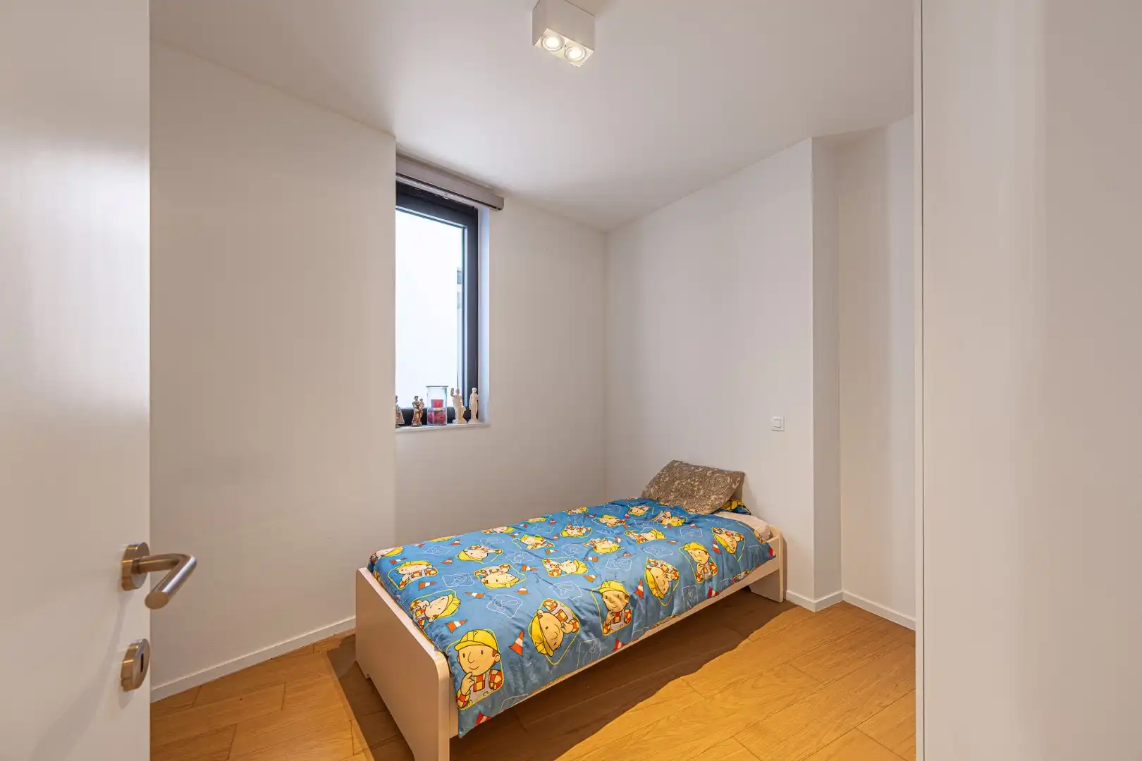 Recent hoekappartement met 2 slaapkamers, terras, berging en autostaanplaats in Menen foto 7