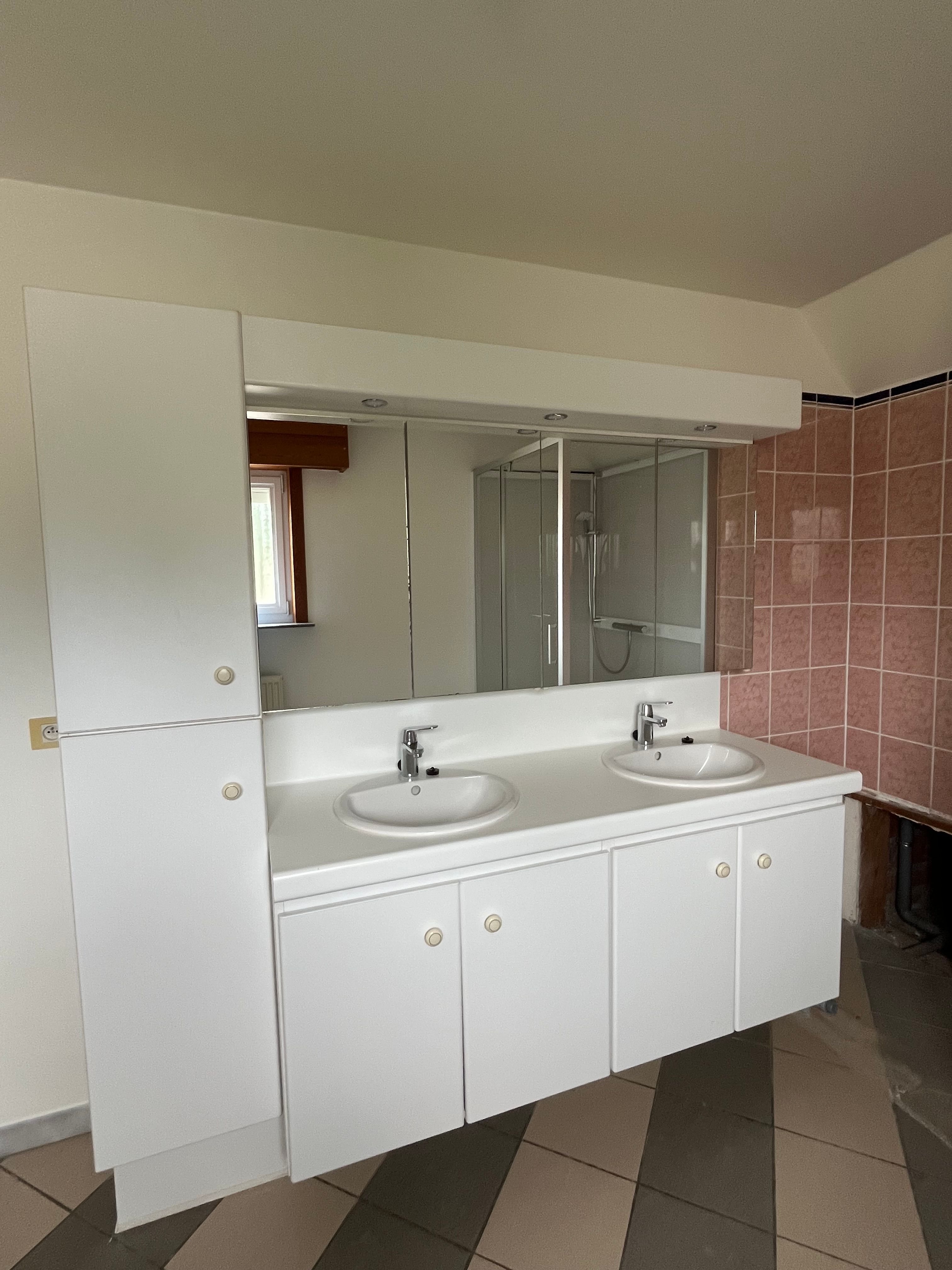 Ruime, lichtrijke woning foto 18