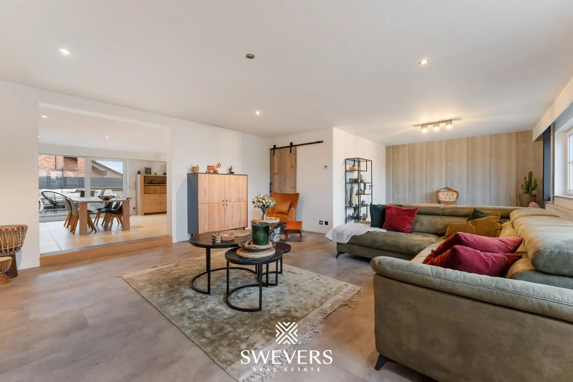 Opbrengsteigendom met handelspand, ruim appartement en uitbreidingspotentieel in hartje Heusden-Zolder foto 17