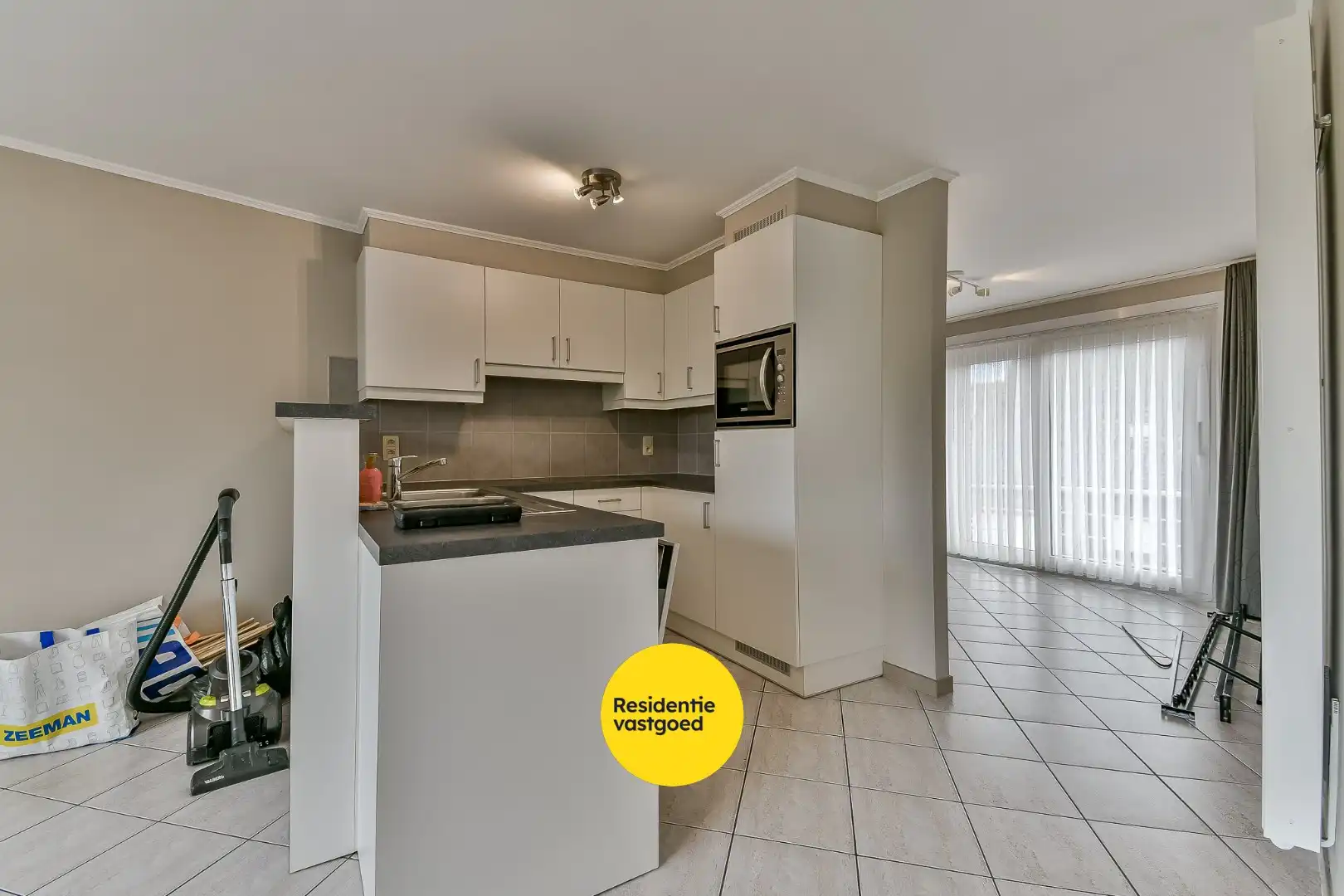 Lichtrijk appartement met 1 slaapkamer op de tweede étage te Westkerke foto 3