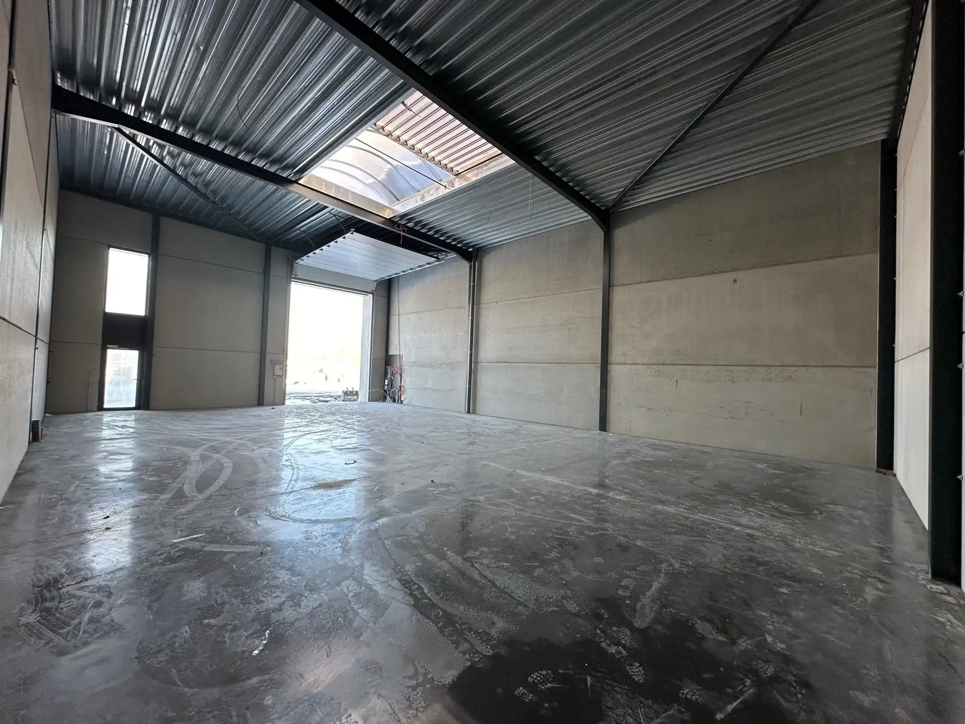 Industrieel gebouw - 228m² - in nieuwe ontwikkeling Wildebeek Erembodegem foto 4