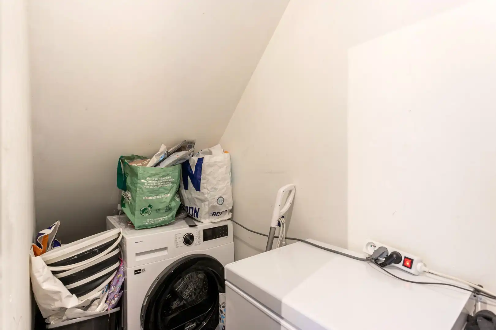 Opbrengsteigendom te koop met 3 app (+-100m²) én garagebox foto 12