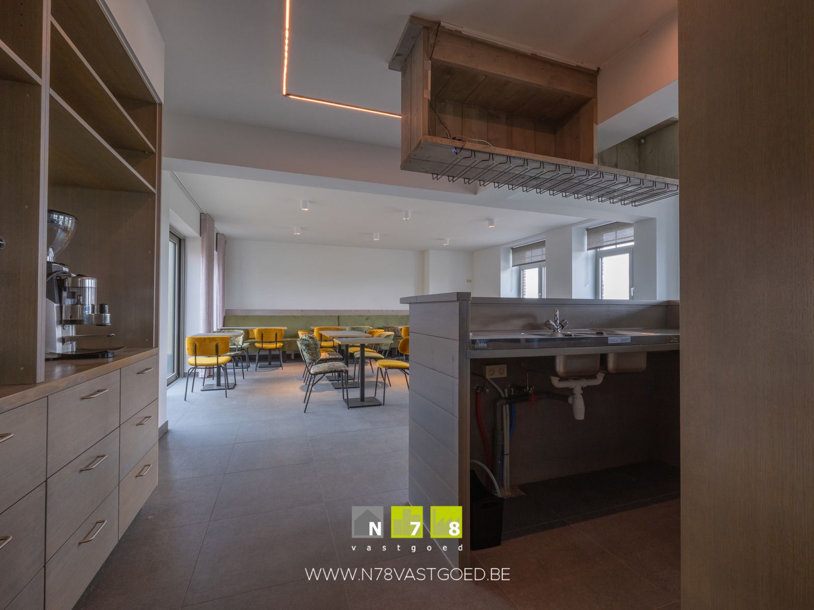 Commercieel te koop foto 8