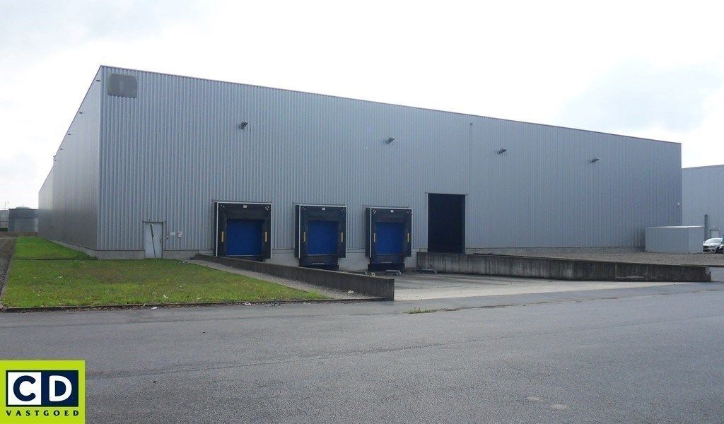 Logistieke loods te huur in Zele foto 9