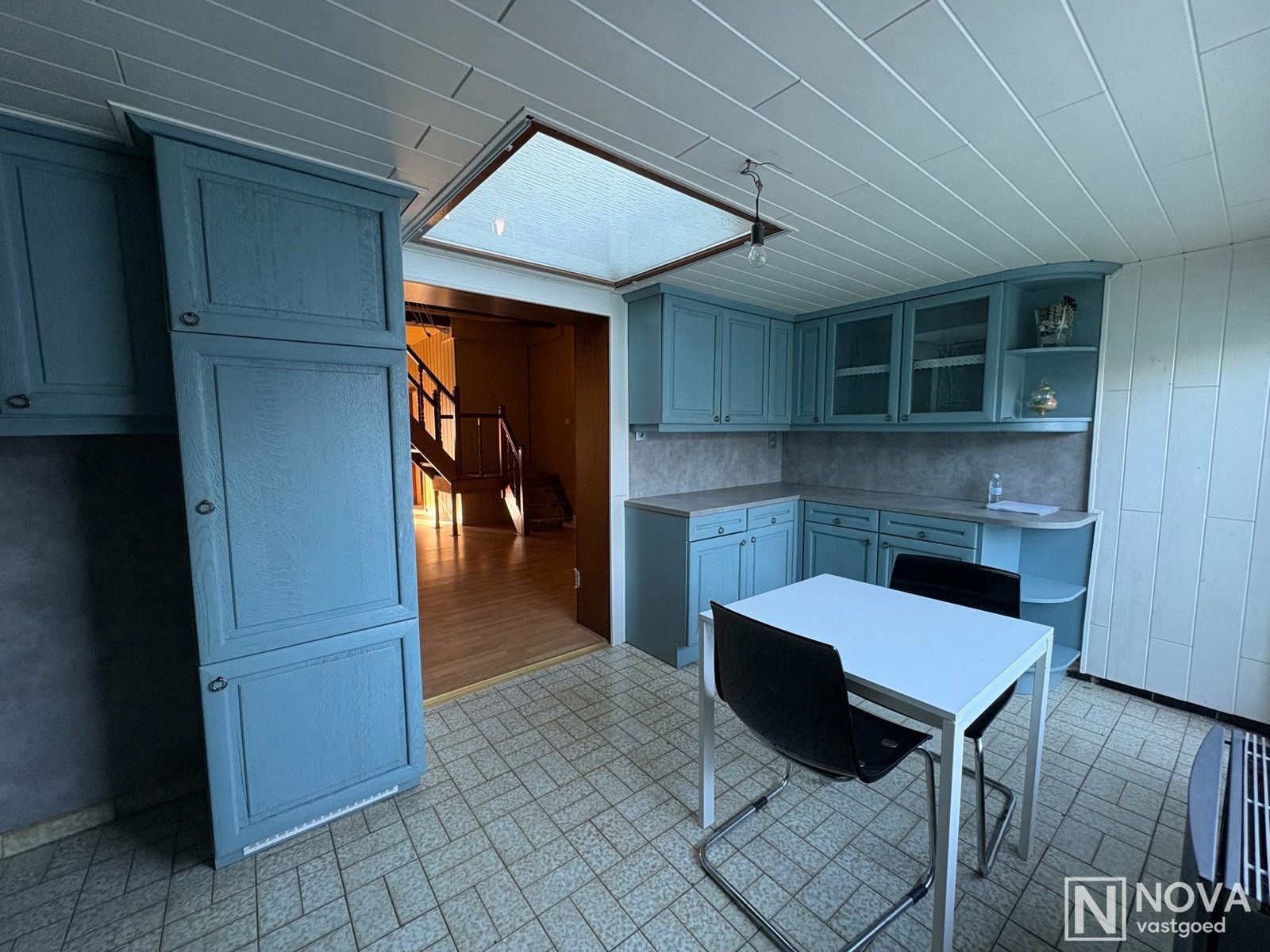 Centraal gelegen rijwoning te Nieuwpoort met 2 slaapkamers.  foto 4