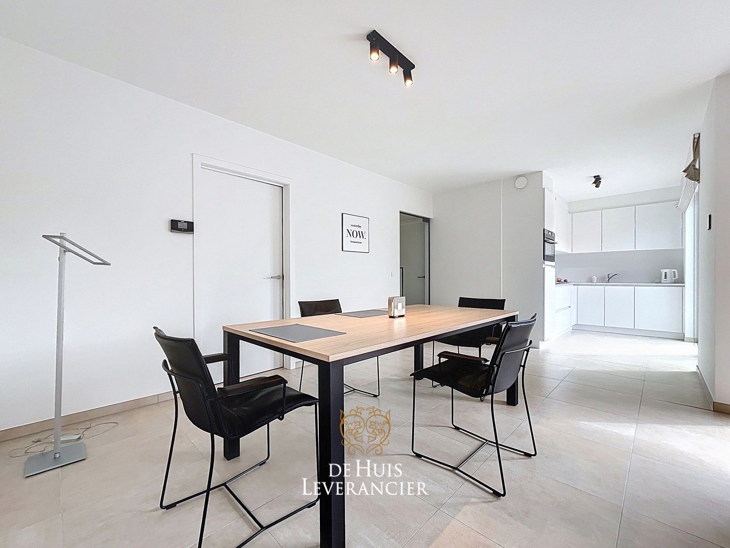 Discrete luxe & tijdloze elegantie : subliem nieuwbouwappartement met terras en gemeenschappelijk tuin te koop in Boechout foto 21