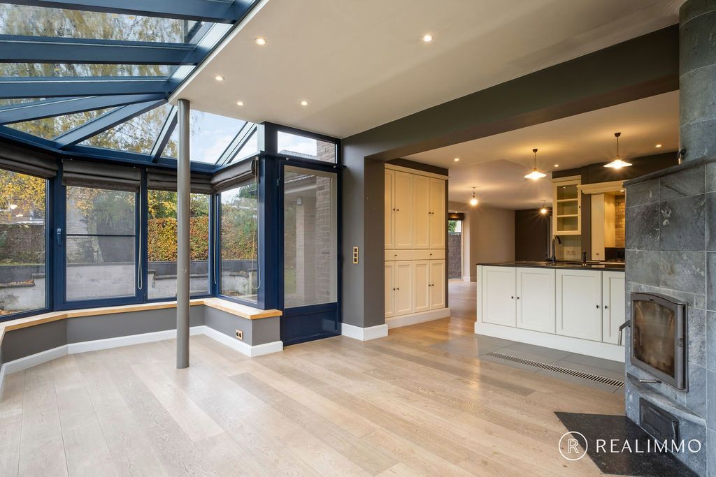 Verrassende villa op 1.699 m² ! foto 11