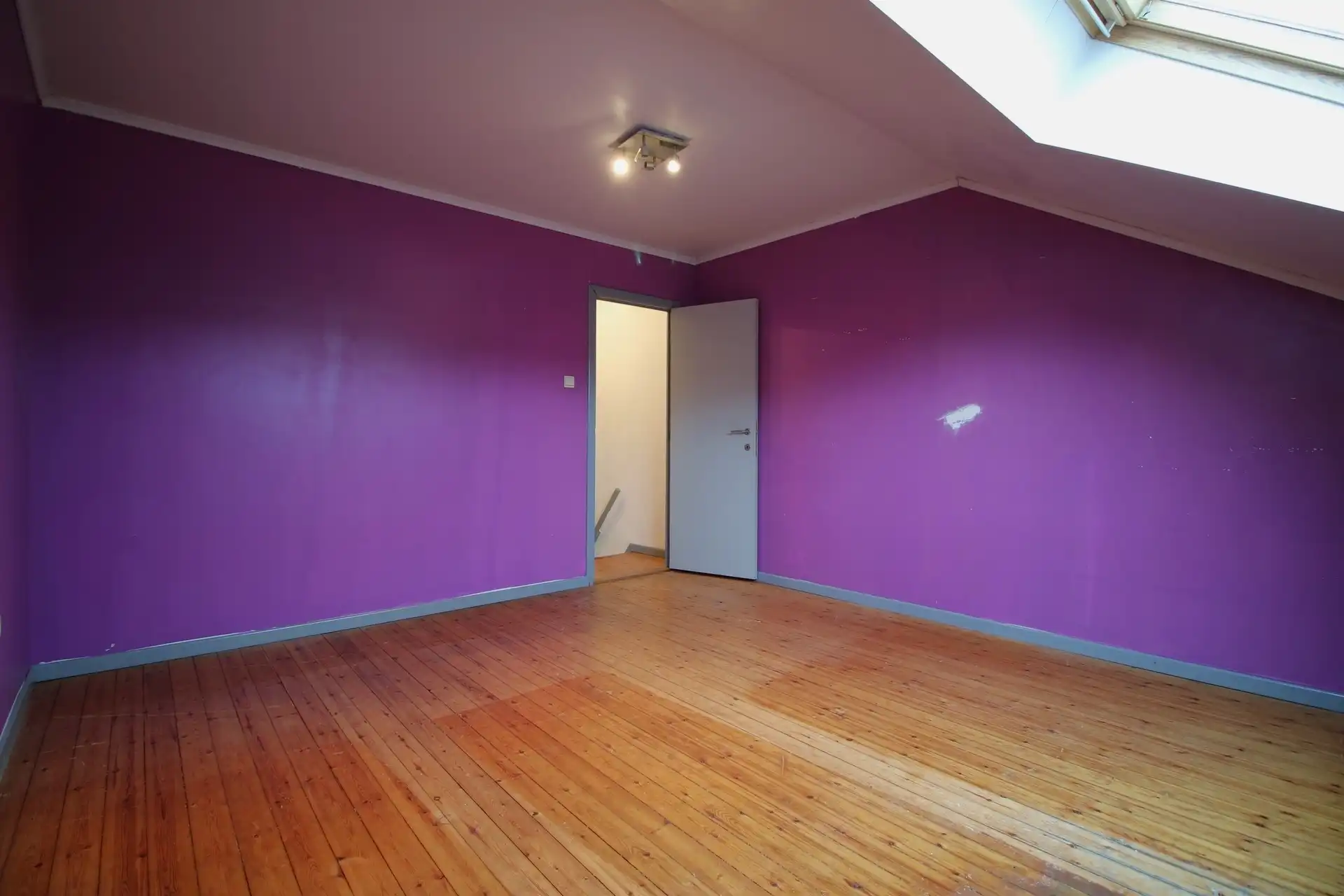 Te renoveren woning met 4 slaapkamers foto 21