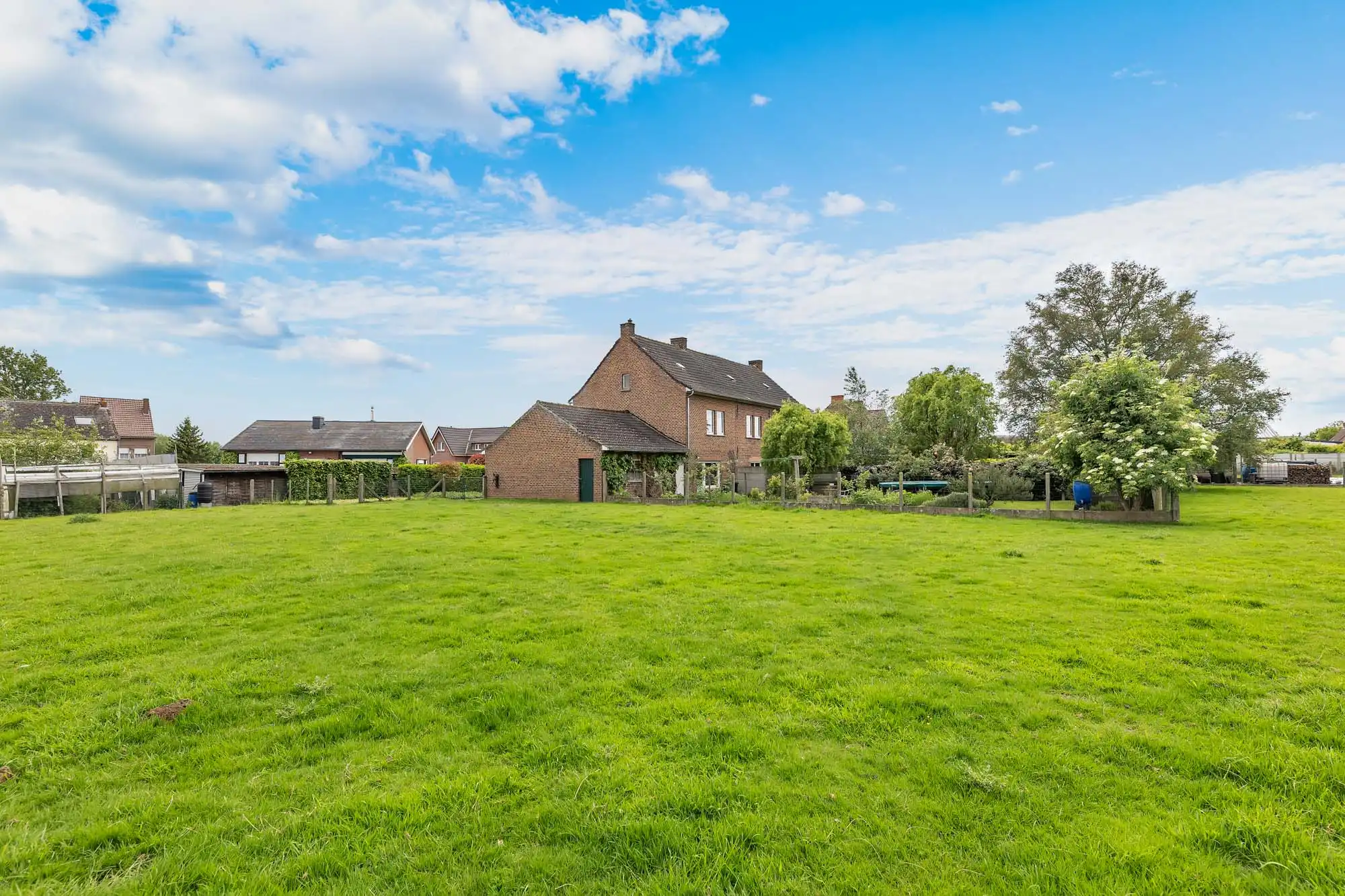 Charmewoningen met aanpalende weide te koop te Pajottegem! foto 50