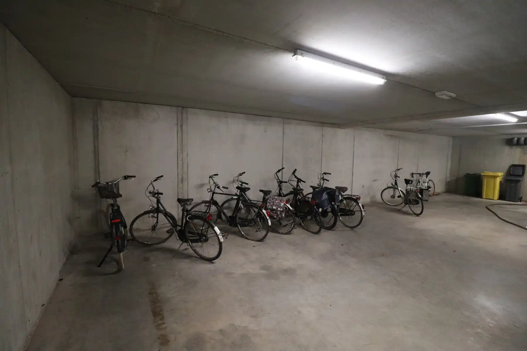 Energiezuinig gelijkvloers appartement met 2 slaapkamers, autostaanplaats en kelderberging. foto 12