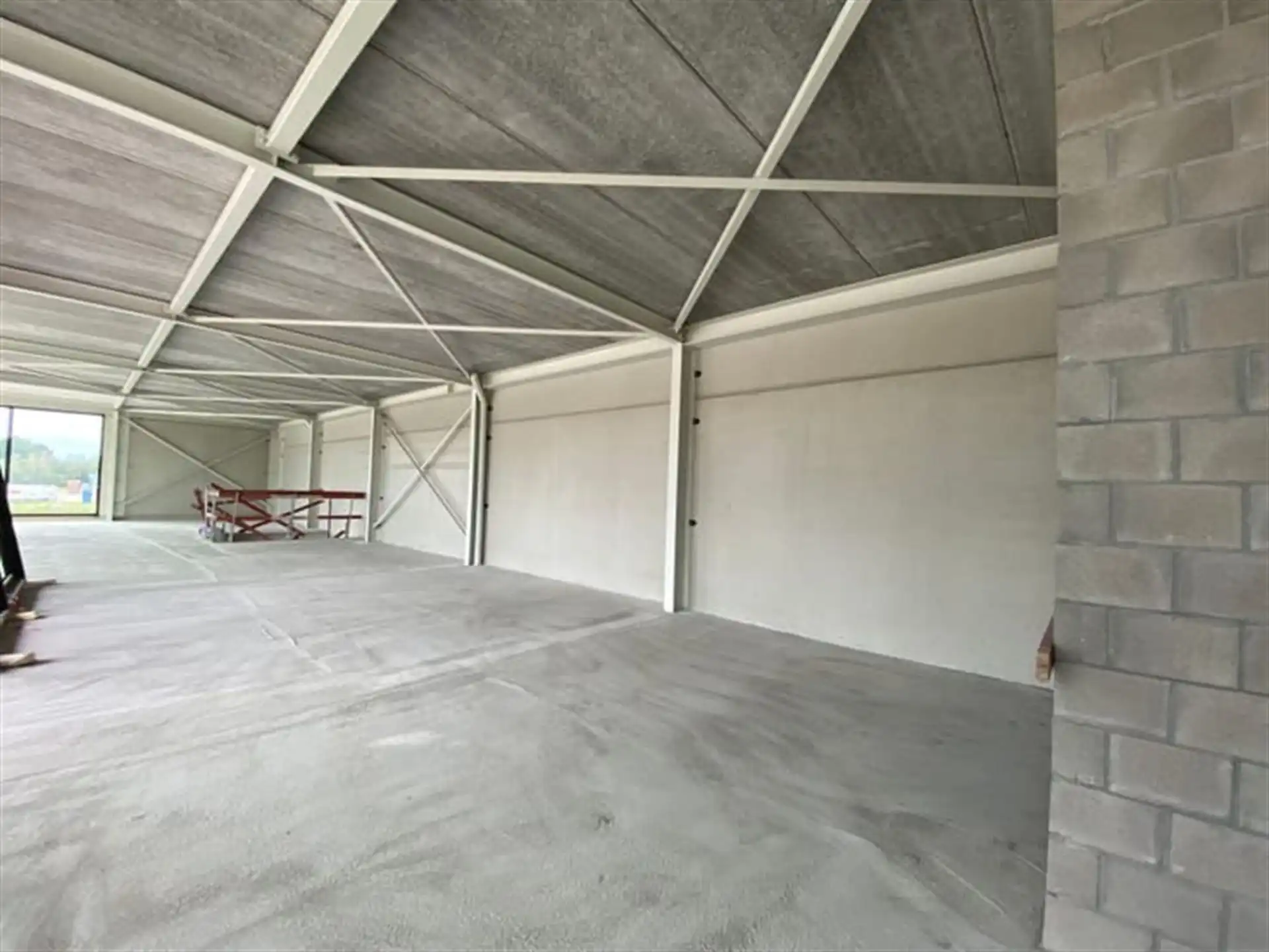 Commerciële ruimte te huur foto 6