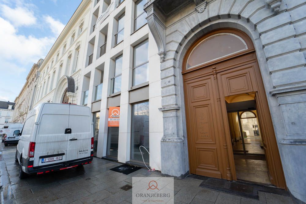 160 m² netto casco handelsruimte of kantoren te huur aan de Kiosk op de KOUTER foto 21