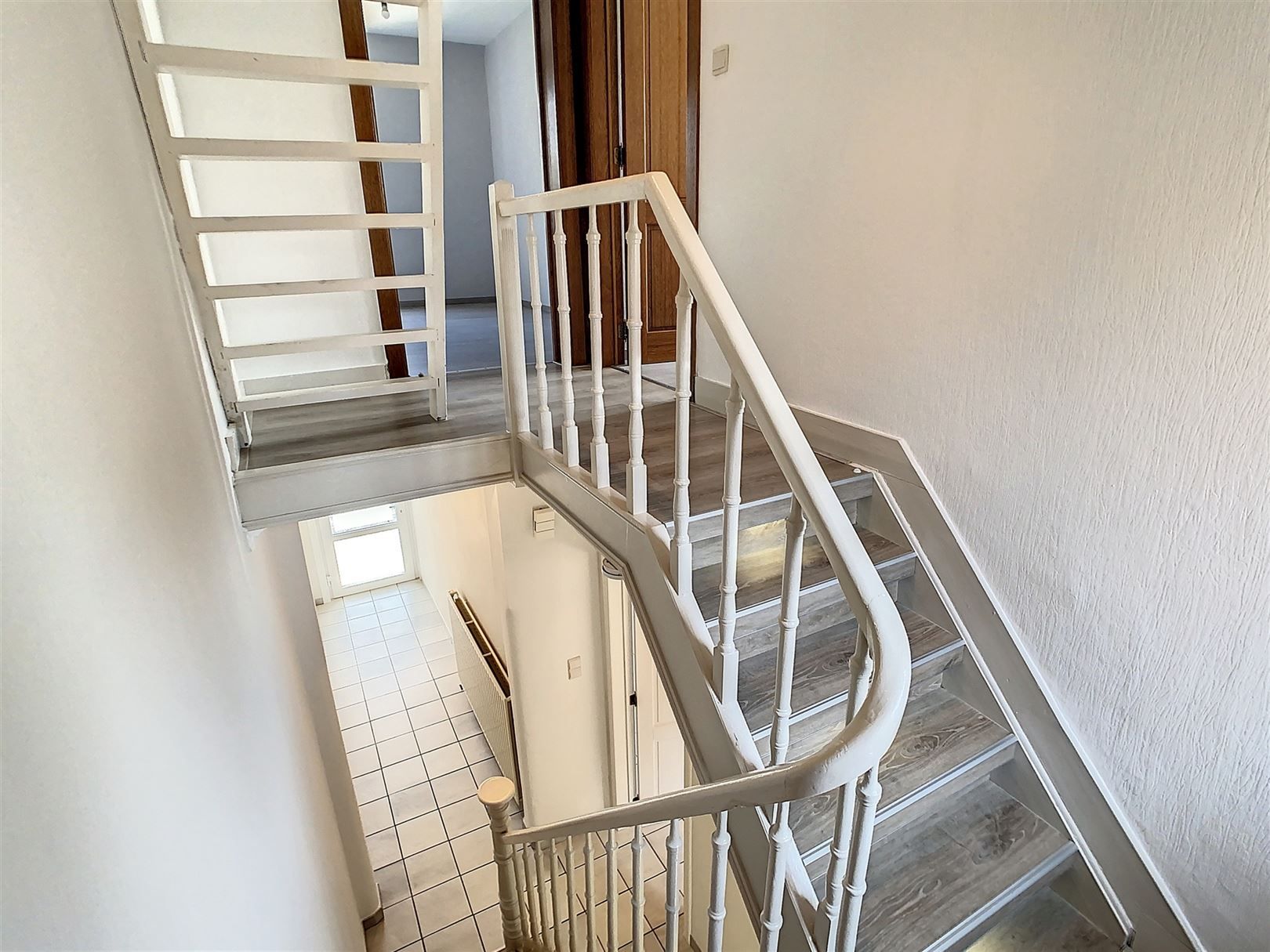 Instapklare woning, 2 slpks, tuin en garage foto 18