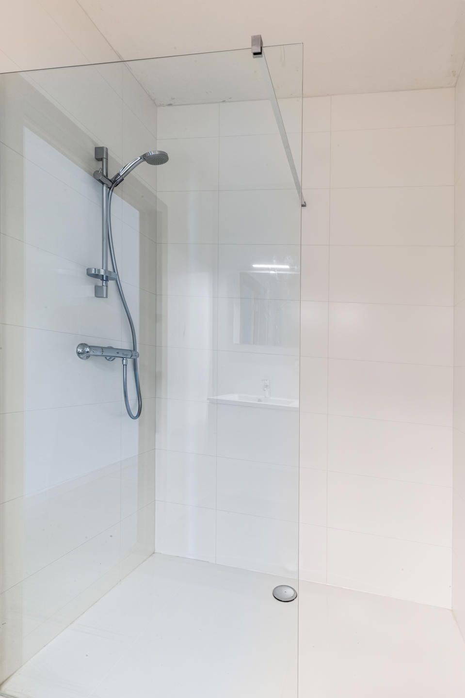 Appartement met 2 slaapkamers en terras in Grobbendonk. foto 9