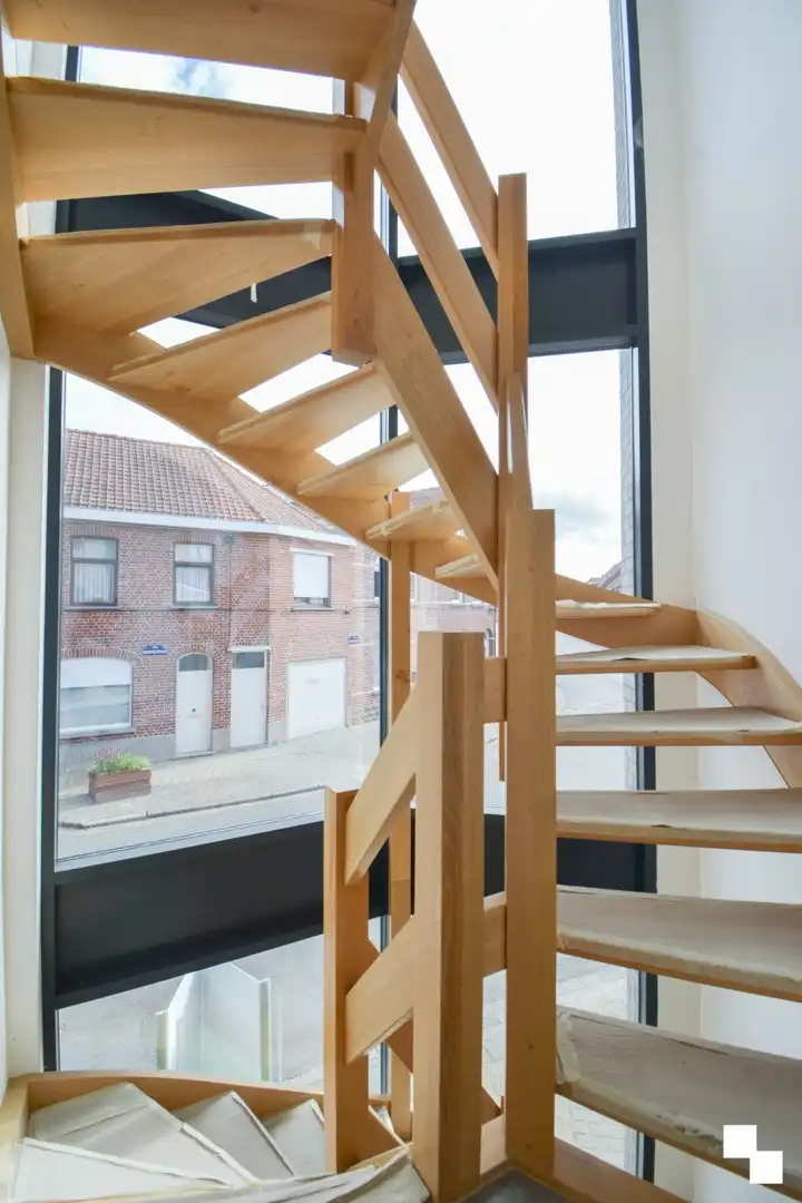 Tweeslaapkamer appartement met garage nabij het centrum van Izegem foto 31