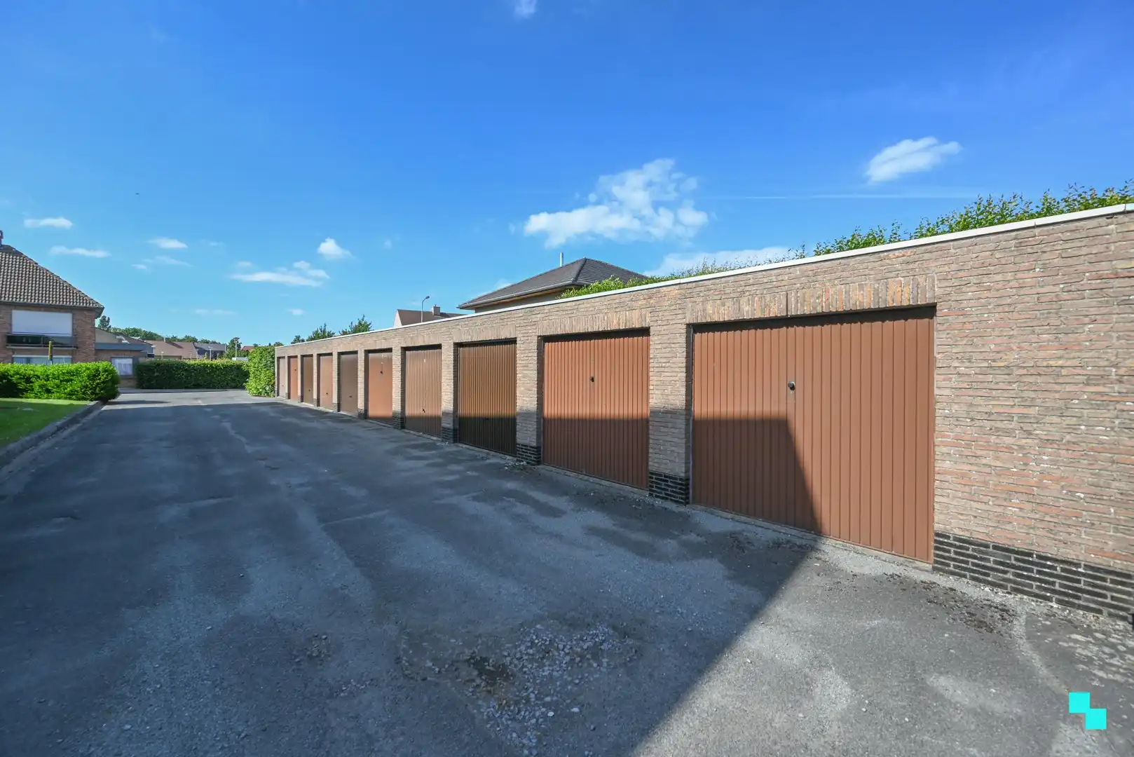 Tweeslaapkamerappartement met garage op een rustige locatie in Beveren-Leie foto 17