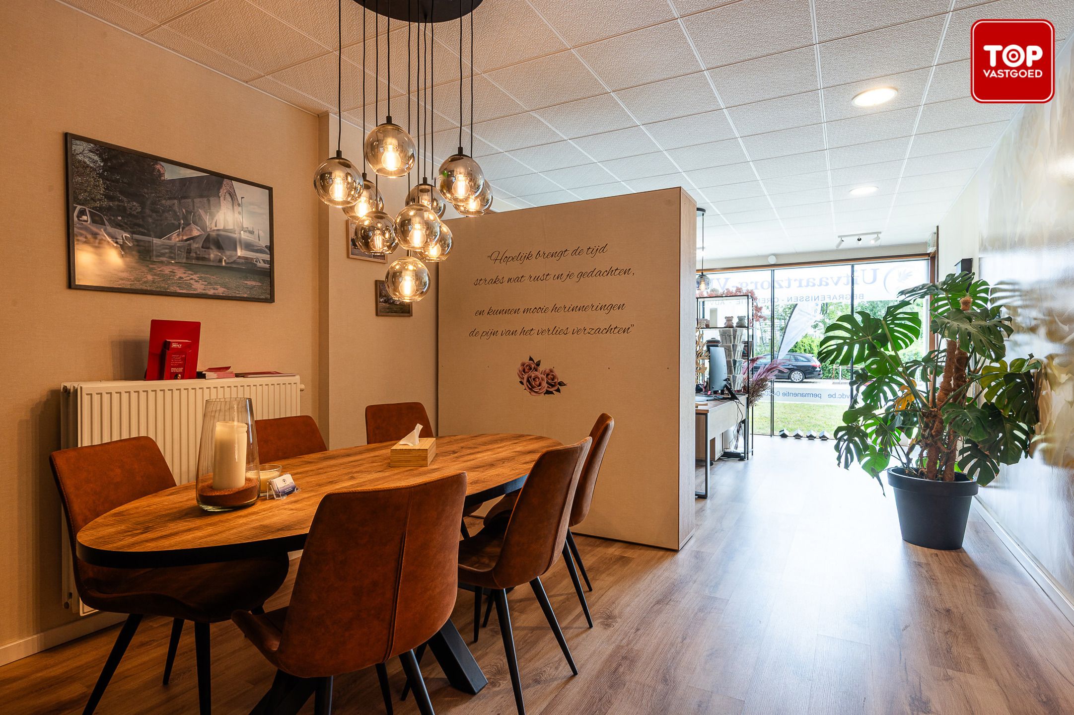 Handelsruimte met buitenruimte op topligging foto 7