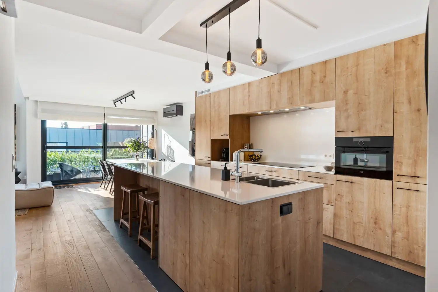 Uniek duplex appartement met 3 slaapkamers op gunstige locatie in Kontich foto 12