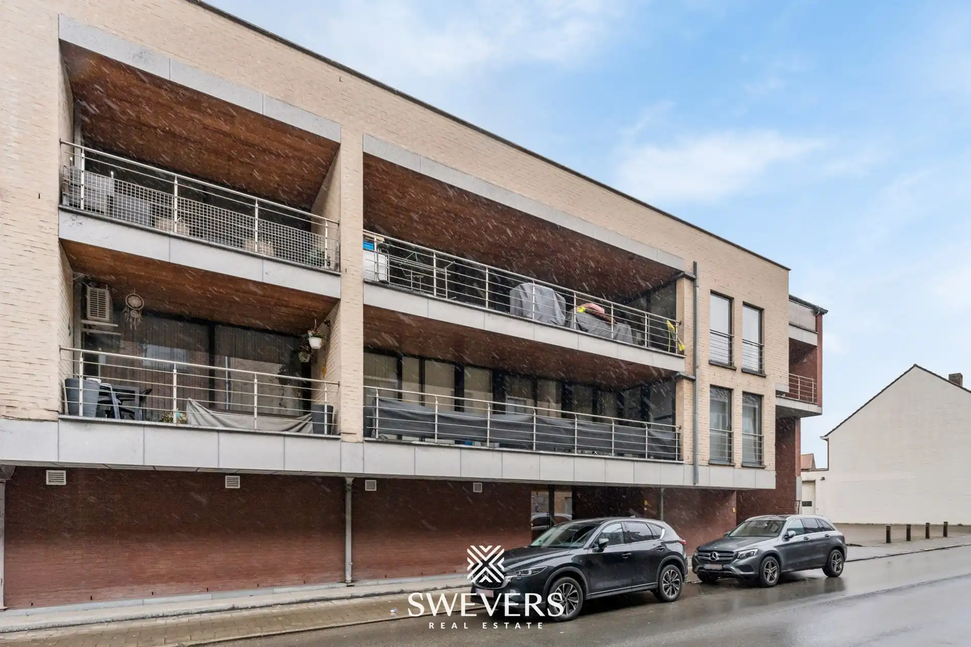 Centraal op te frissen appartement met potentieel in Halen foto 13
