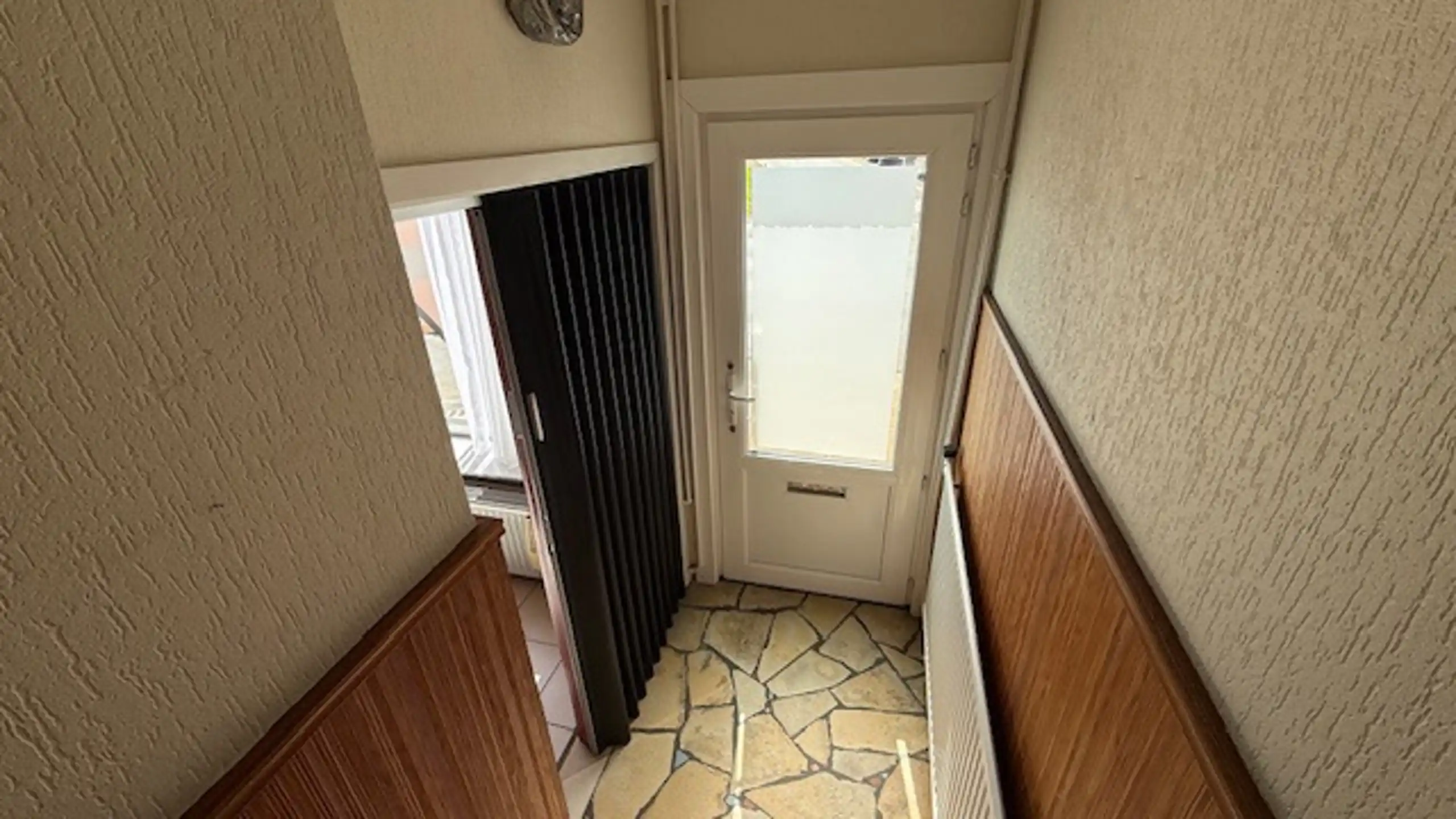 Te renoveren woning met 3 slaapkamers nabij Aarschot foto 2