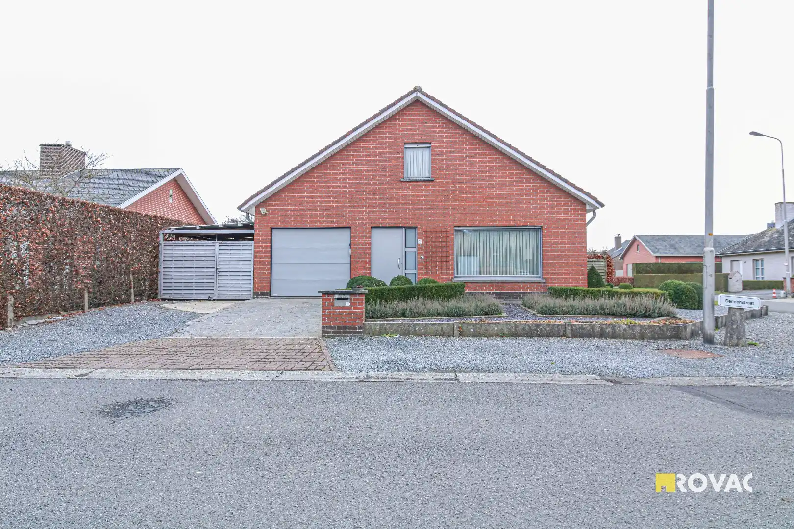 Alleenstaande bungalow op rustige hoekligging nabij provinciedomein ’t Veld te Ardooie! foto 22