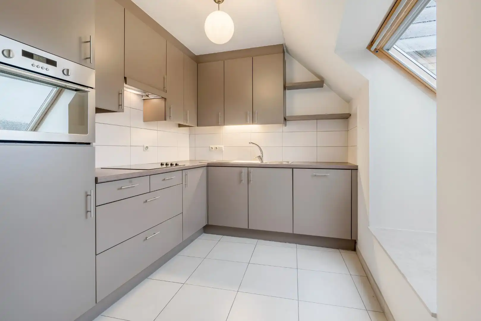 Prachtige appartement (177 m²) met 3 slpk, 2 terrassen, (garage), Torhout foto 9