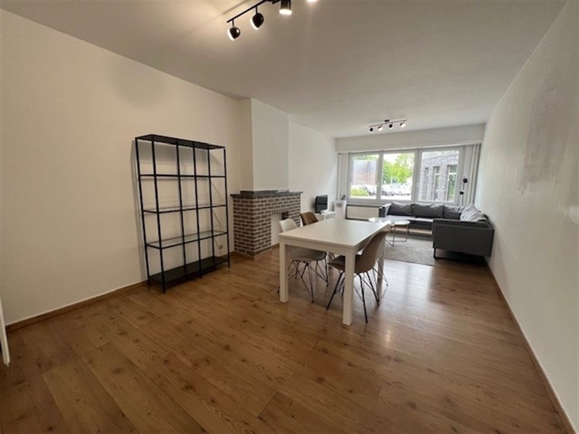 Instapklaar appartement nabij het centrum foto 4