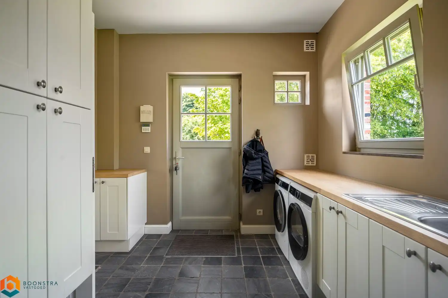 Hoevewoning met 3 slpkrs en zwemvijver op unieke locatie te Vremde foto 17