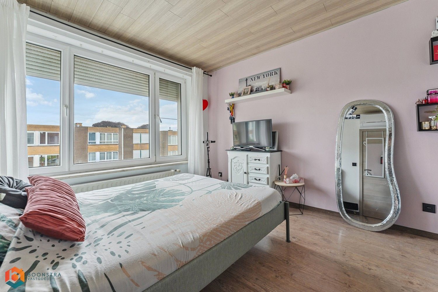 Gerenoveerde woning met 4 slpkrs, garage en tuin foto 16
