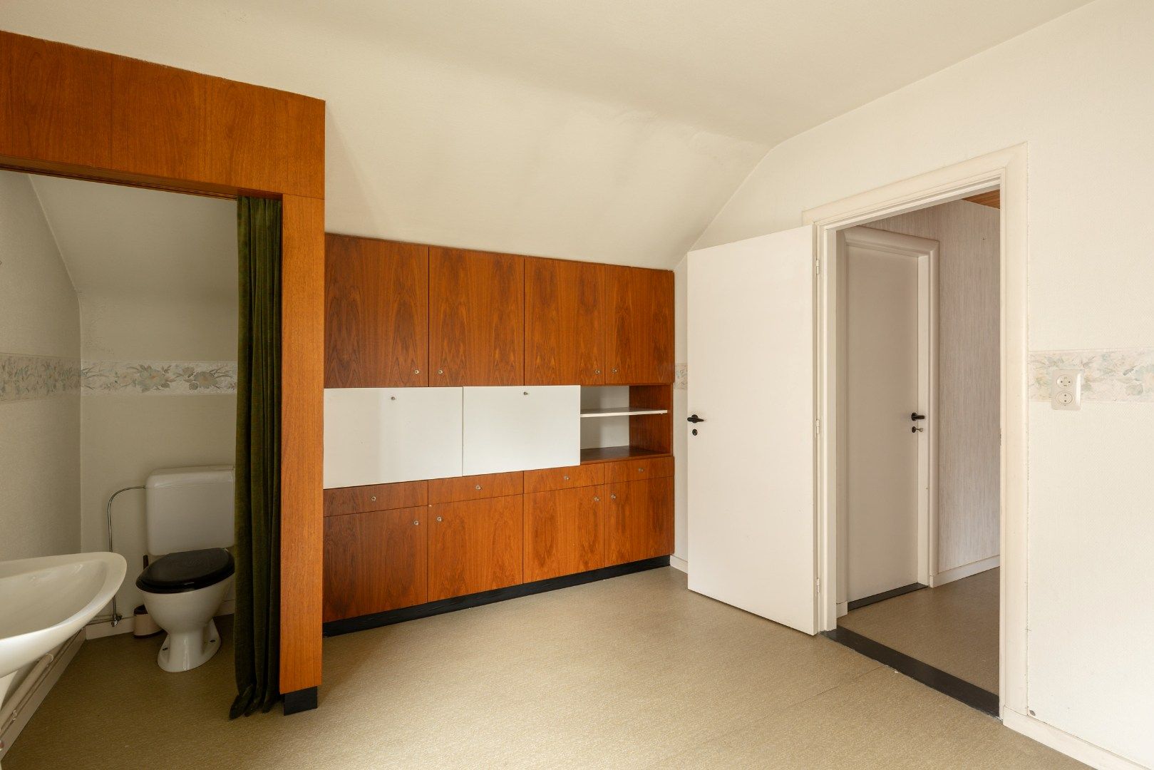 Woning met potentiële bouwgrond (open bebouwing) te koop! foto 24