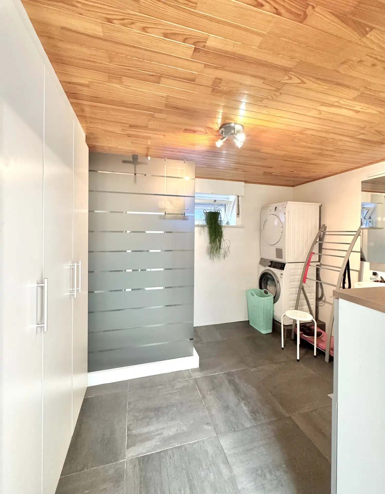 TWEEWOONST | TUIN | GARAGE | 1.121 M² foto 17